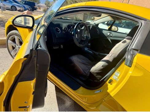 Used 2009 Mitsubishi Eclipse GS image 2