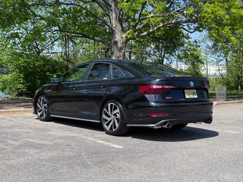 Used 2021 Volkswagen Jetta GLI Autobahn FWD image 2