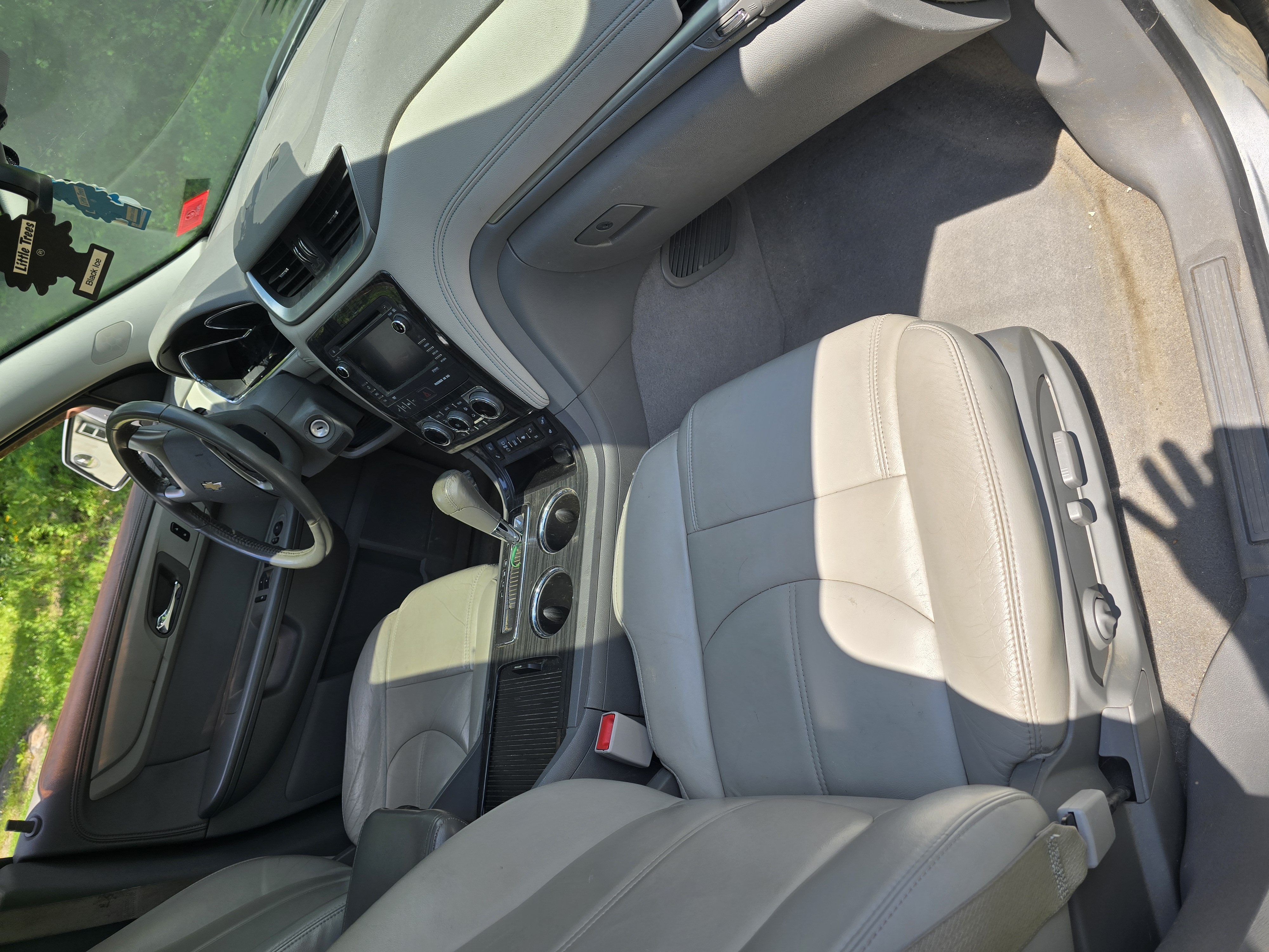 Used 2013 Chevrolet Traverse LT AWD/4WD image 15