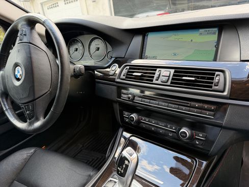 Used 2013 BMW 535i xDrive Sedan AWD/4WD image 13