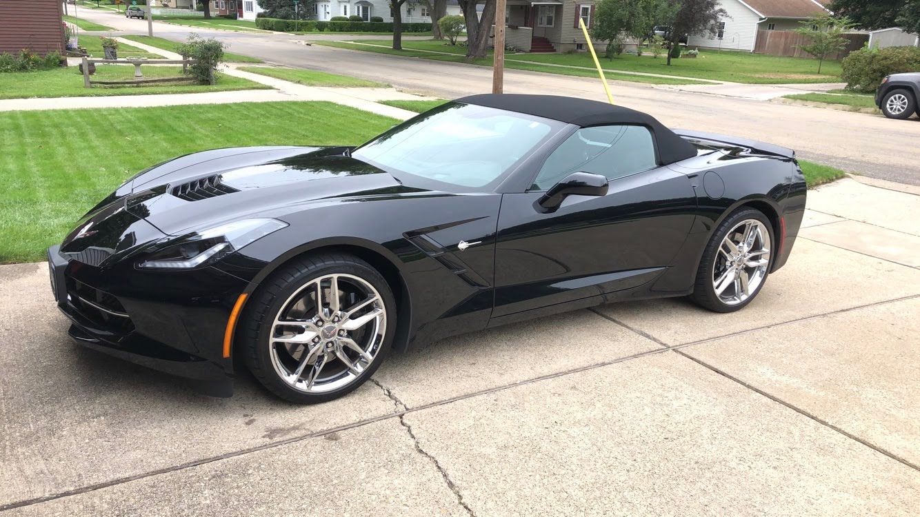 Used 2014 Chevrolet Corvette Stingray Convertible w/ 3LT Preferred Equipment Group RWD image 10