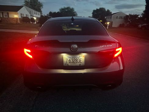 Used 2018 Alfa Romeo Giulia Ti Sport w/ Quick Order Package 22S Sport image 2