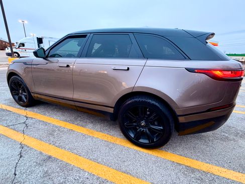 Used 2018 Land Rover Range Rover Velar R-Dynamic SE image 6