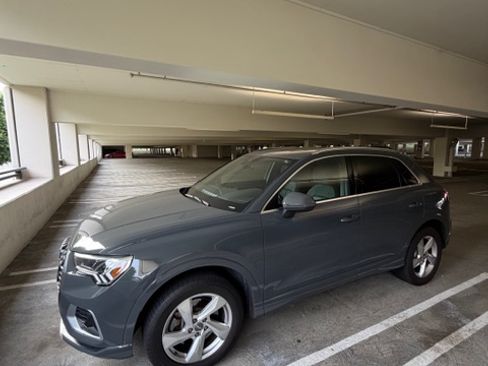 Used 2020 Audi Q3 2.0T Premium Plus w/ Premium Plus Package image 9