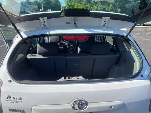 Used 2006 Toyota Matrix XR FWD image 12