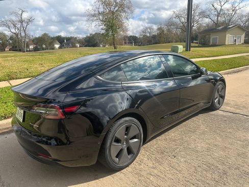 Used 2021 Tesla Model 3 Long Range image 10