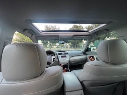 Used 2009 Toyota Camry XLE FWD image 16