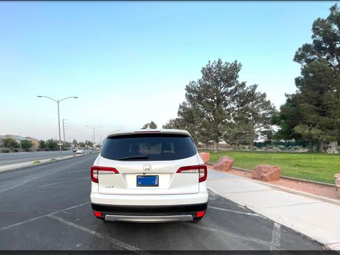 Used 2020 Honda Pilot EX-L image 4