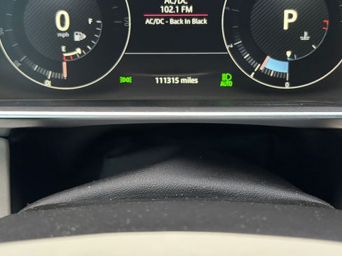 Used 2017 Land Rover Range Rover Supercharged image 11