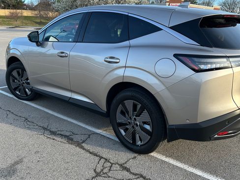 Used 2025 Nissan Murano SL image 5