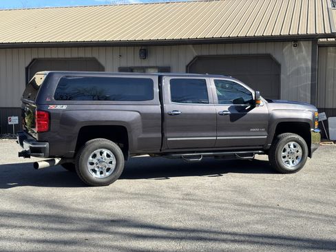 Used 2015 Chevrolet Silverado 2500 LTZ w/ Duramax Plus Package image 8