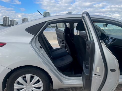 Used 2019 Hyundai Accent SE image 16