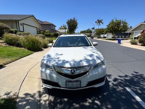 Used 2015 Acura TLX FWD image 8