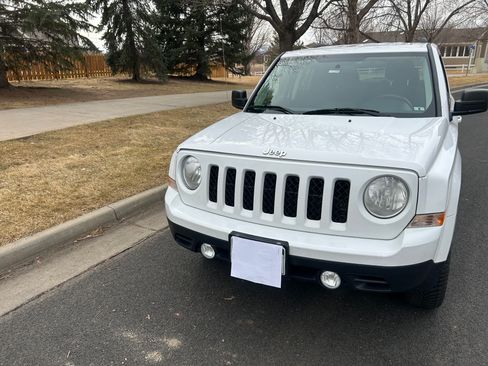 Used 2012 Jeep Patriot Latitude image 2