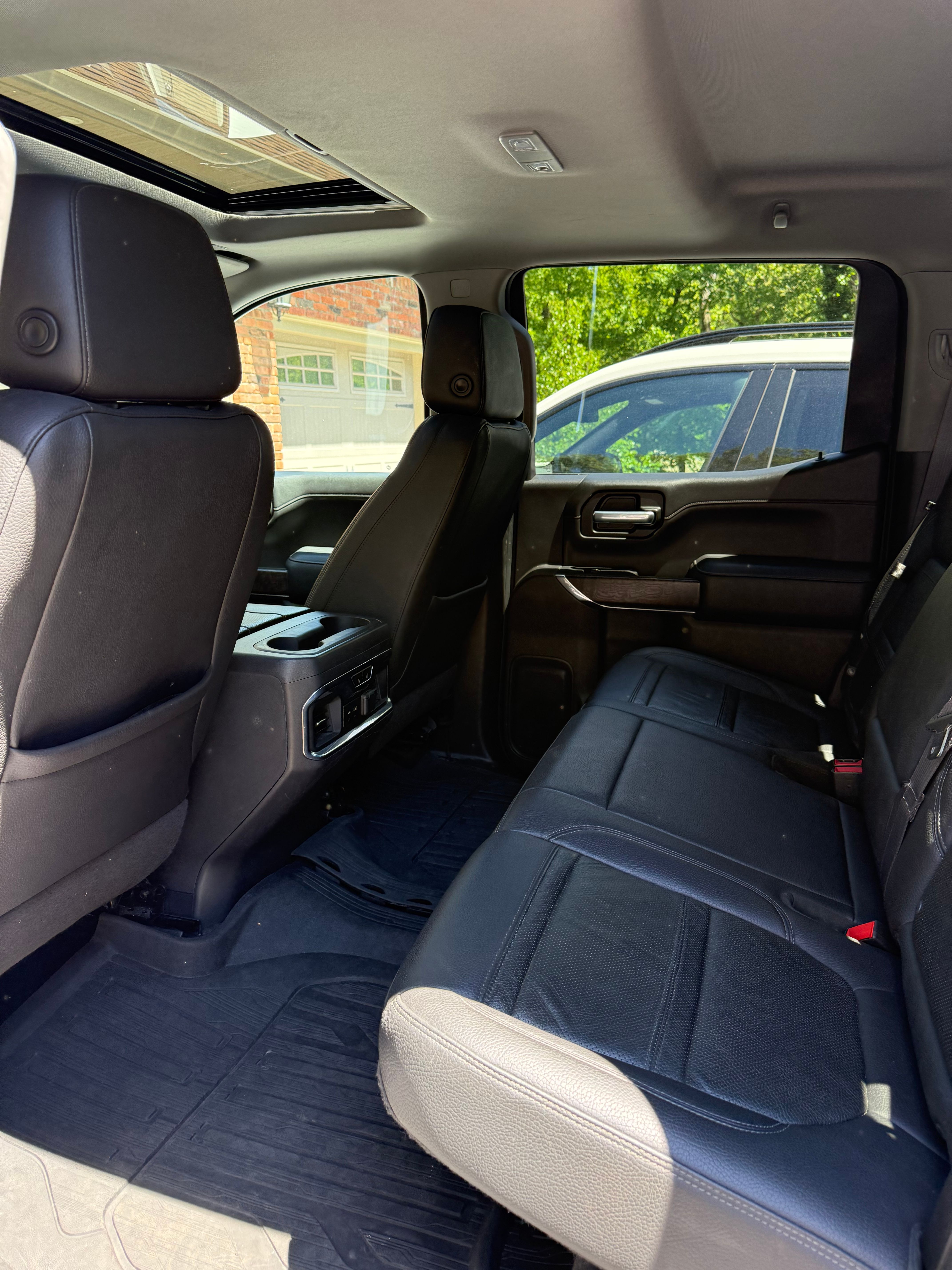 Used 2021 GMC Sierra 1500 Denali w/ Denali Ultimate Package AWD/4WD image 2