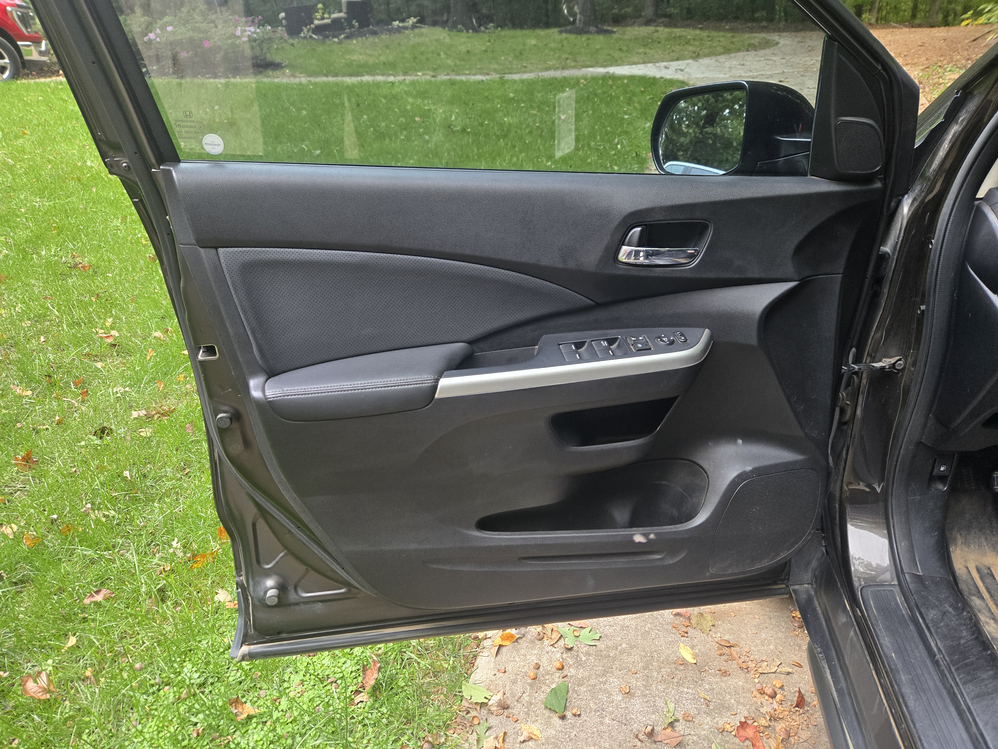 Used 2015 Honda CR-V EX-L image 11