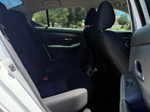 Used 2023 Nissan Sentra SV FWD image 8