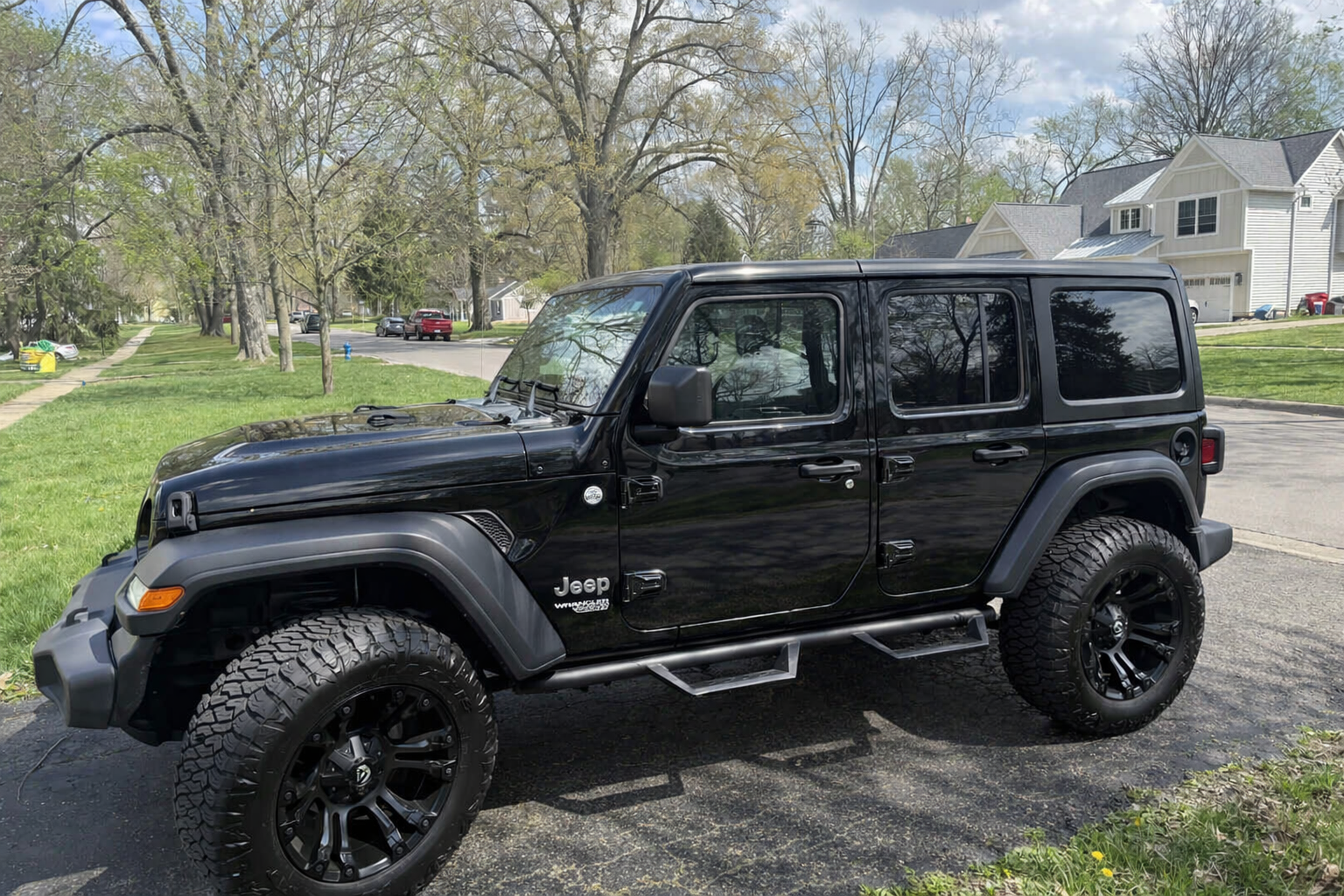 Used 2018 Jeep Wrangler Unlimited Sport S AWD/4WD image 1