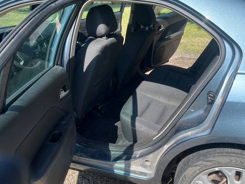 Used 2012 Ford Fusion SE image 9