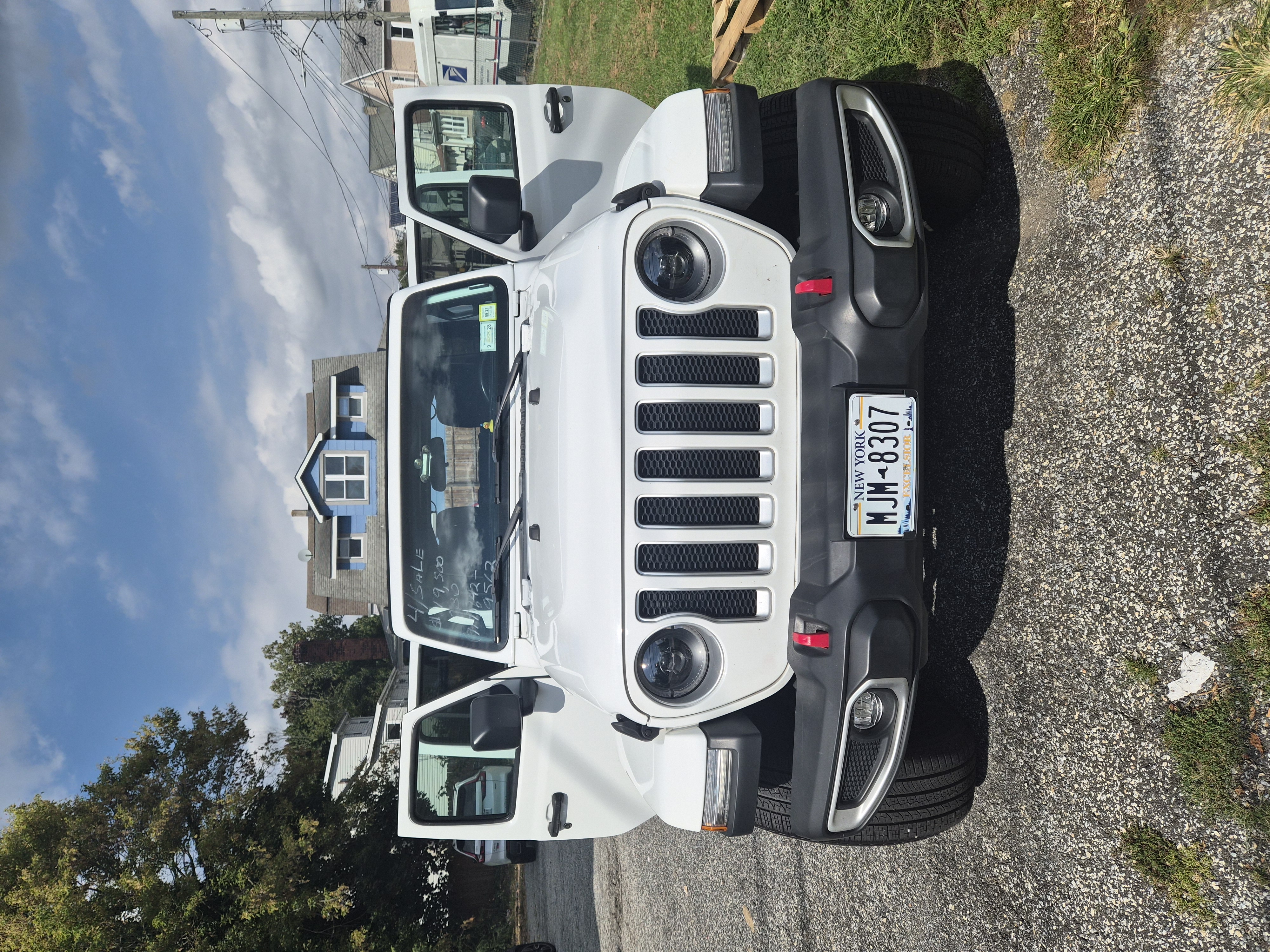 Used 2020 Jeep Wrangler Unlimited Sahara AWD/4WD image 1