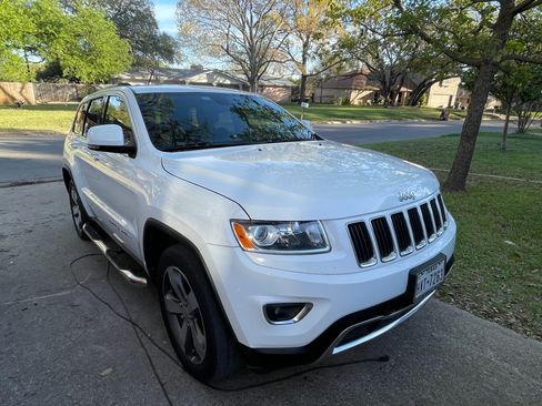Used 2014 Jeep Grand Cherokee Limited image 12
