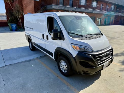 Used 2026 RAM ProMaster 2500 FWD image 4