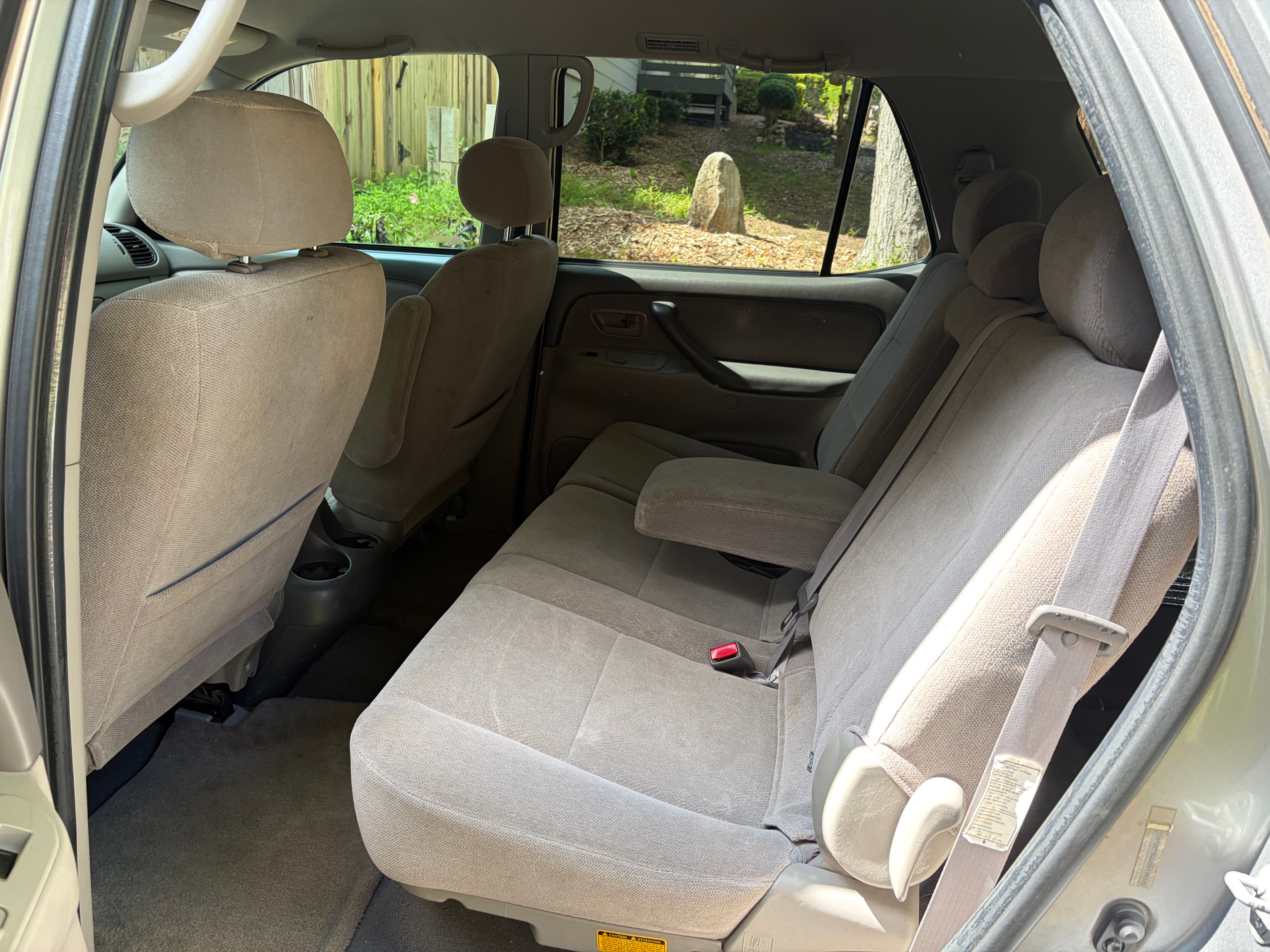 Used 2002 Toyota Sequoia SR5 RWD image 6