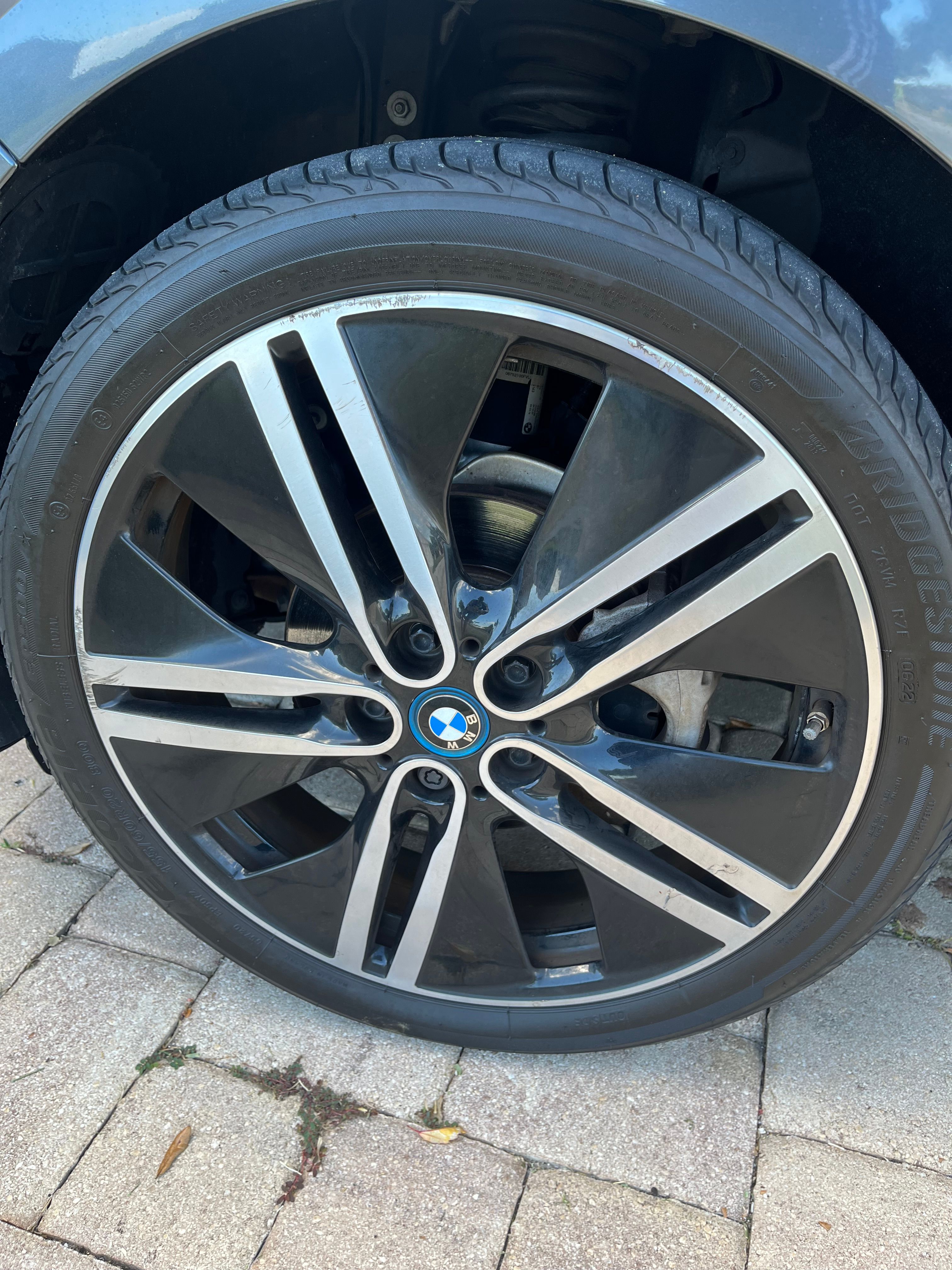 Used 2016 BMW i3 w/ Range Extender RWD image 11