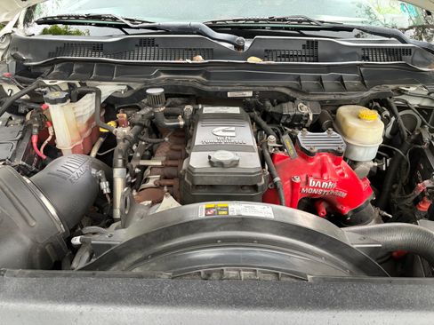 Used 2018 RAM 2500 Longhorn AWD/4WD image 13