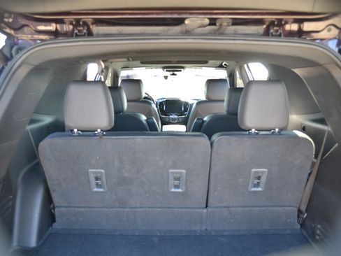 Used 2022 Chevrolet Traverse High Country w/ LPO, Cargo Package image 19