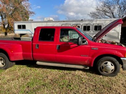 Used 2001 Ford F350 2WD Crew Cab DRW Super Duty