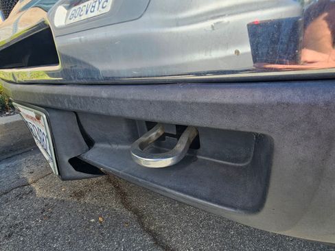 Used 2011 Chevrolet Silverado 1500 LT w/ Regional Value Package image 16