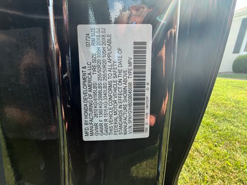Used 2025 Honda Pilot Elite image 8