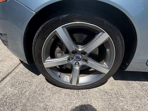 Used 2012 Volvo C70 T5 FWD image 10