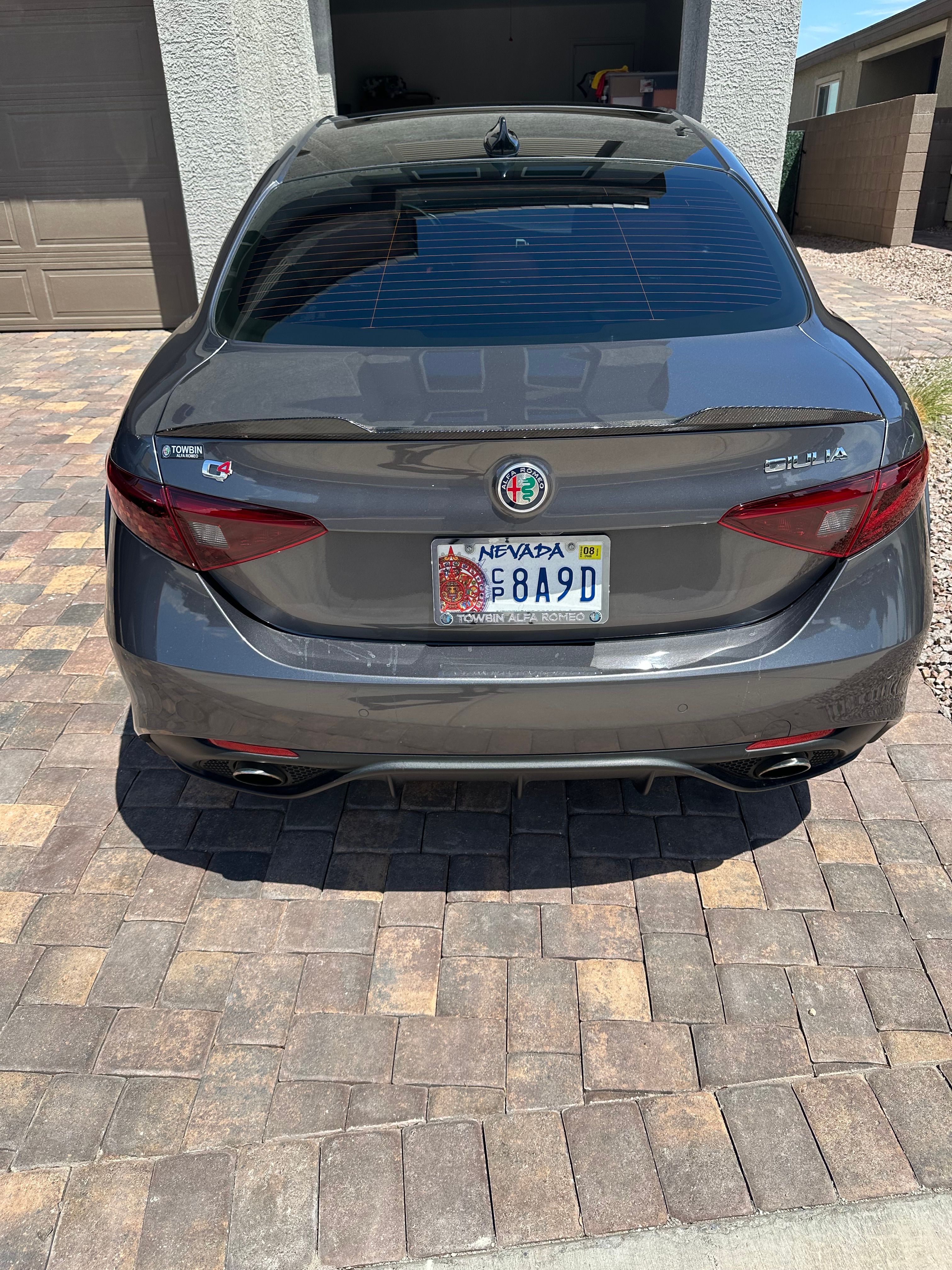 Used 2019 Alfa Romeo Giulia AWD w/ Quick Order Package 22J Sport image 4