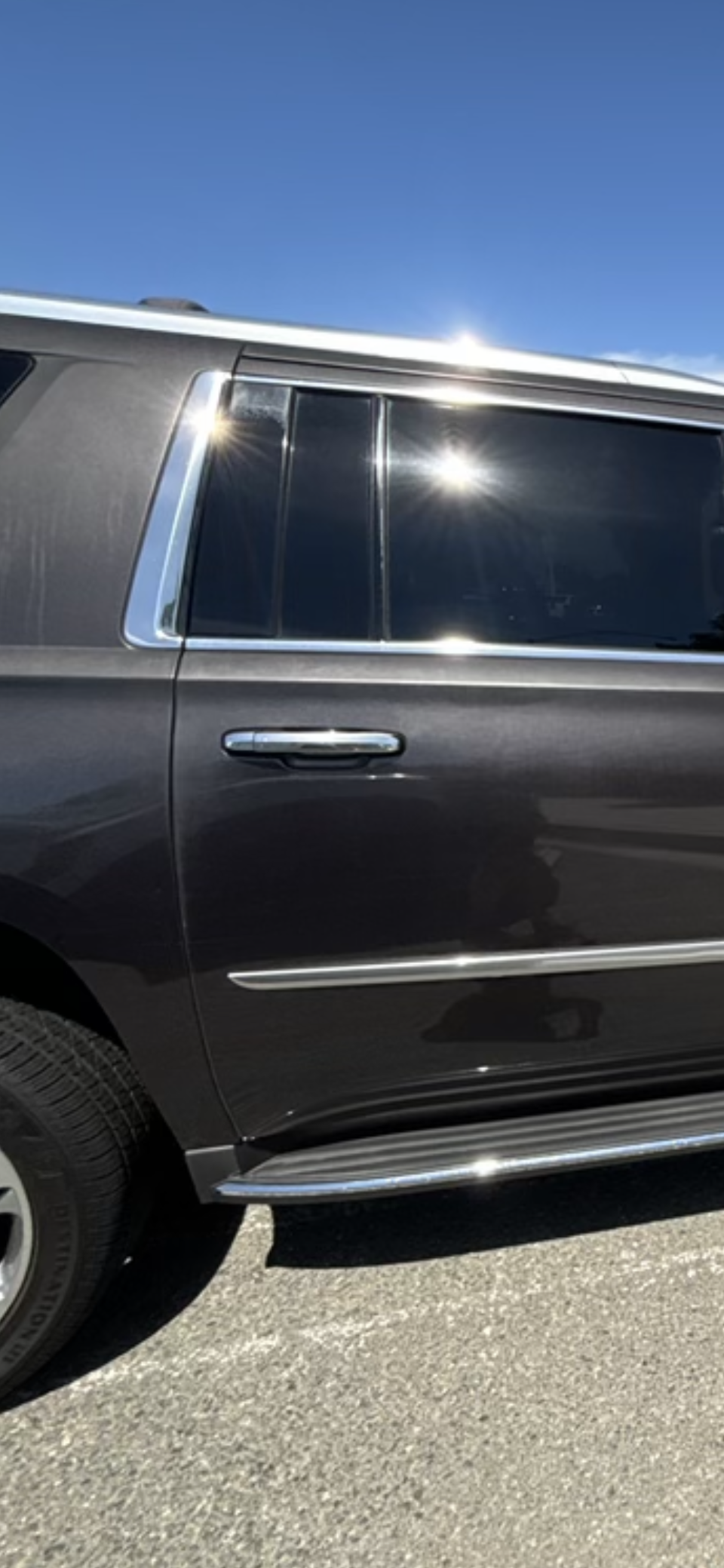 Used 2017 Cadillac Escalade ESV Luxury AWD/4WD image 25