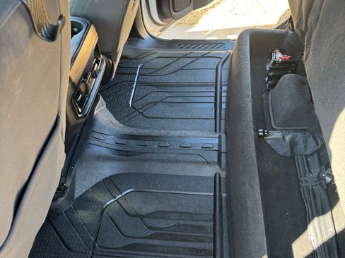 Used 2019 Chevrolet Silverado 1500 LT Trail Boss image 10