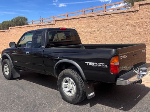 Used 2000 Toyota Tacoma 4x4 Xtracab V6 image 4