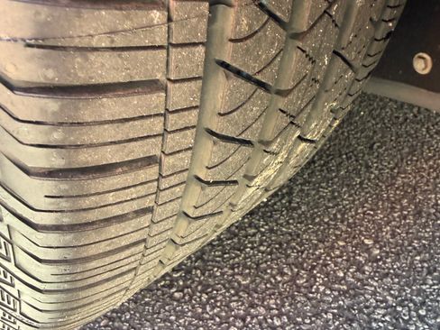 Used 2024 Tesla Model X image 30