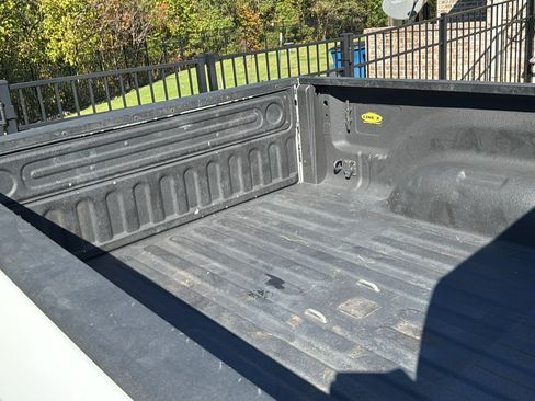 Used 2020 RAM 2500 Tradesman w/ Chrome Appearance Group image 11