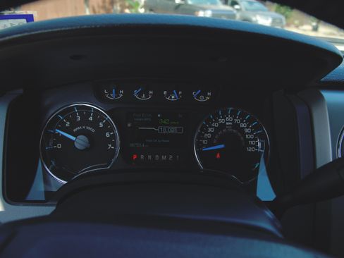 Used 2014 Ford F150 XLT w/ Equipment Group 302A Luxury image 22