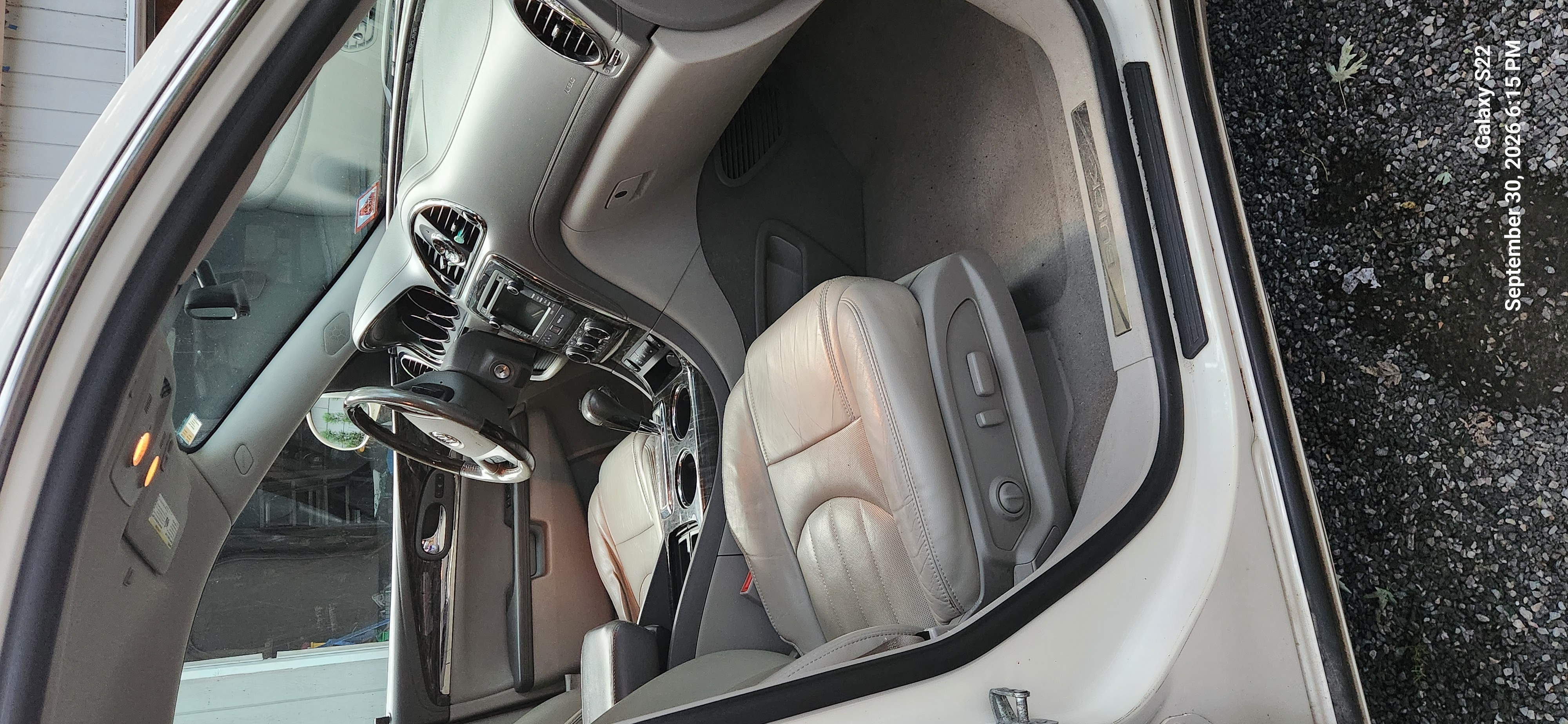 Used 2014 Buick Enclave Leather AWD/4WD image 12