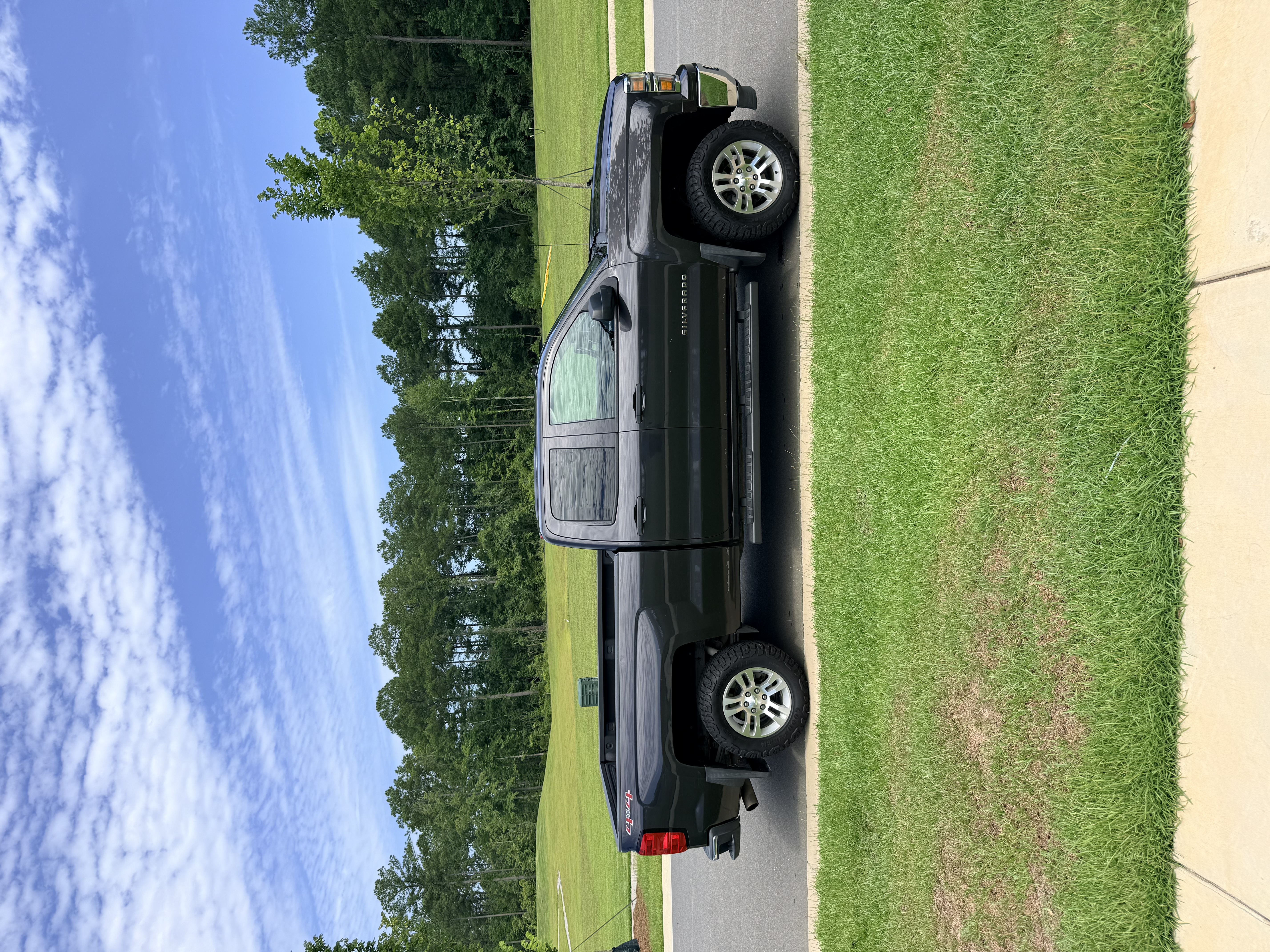 Used 2014 Chevrolet Silverado 1500 LT AWD/4WD image 2