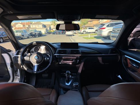 Used 2016 BMW 328d Sedan RWD image 9