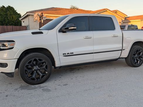 Used 2019 RAM 1500 Limited image 1