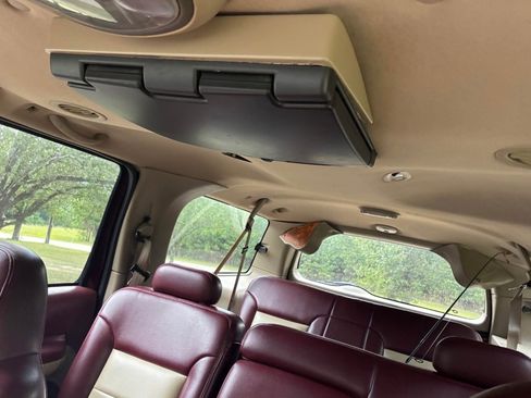 Used 2000 Ford Excursion Limited AWD/4WD image 13