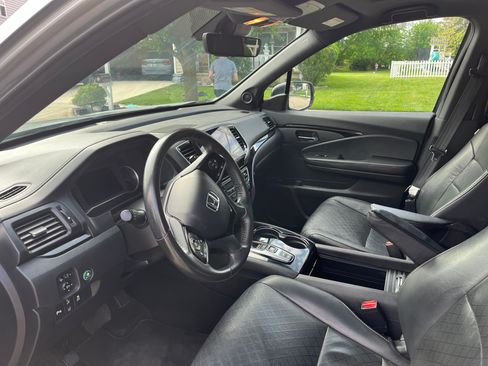 Used 2019 Honda Passport Touring image 9