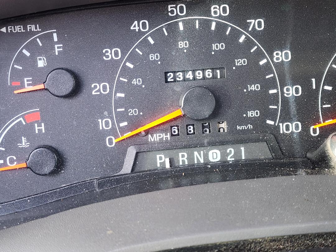 Used 2001 Ford F250 2WD Crew Cab Super Duty image 4