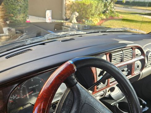 Used 1998 Dodge Ram 3500 Truck 2WD Quad Cab image 5