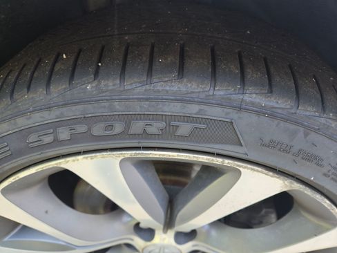 Used 2015 Chrysler 200 C w/ Navigation & Sound Group I image 12